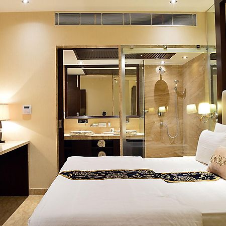 Hotel Emperor Palms New Delhi Ngoại thất bức ảnh