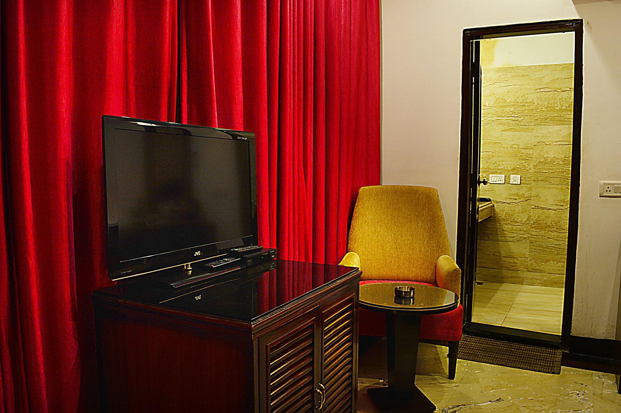 Hotel Emperor Palms New Delhi Ngoại thất bức ảnh