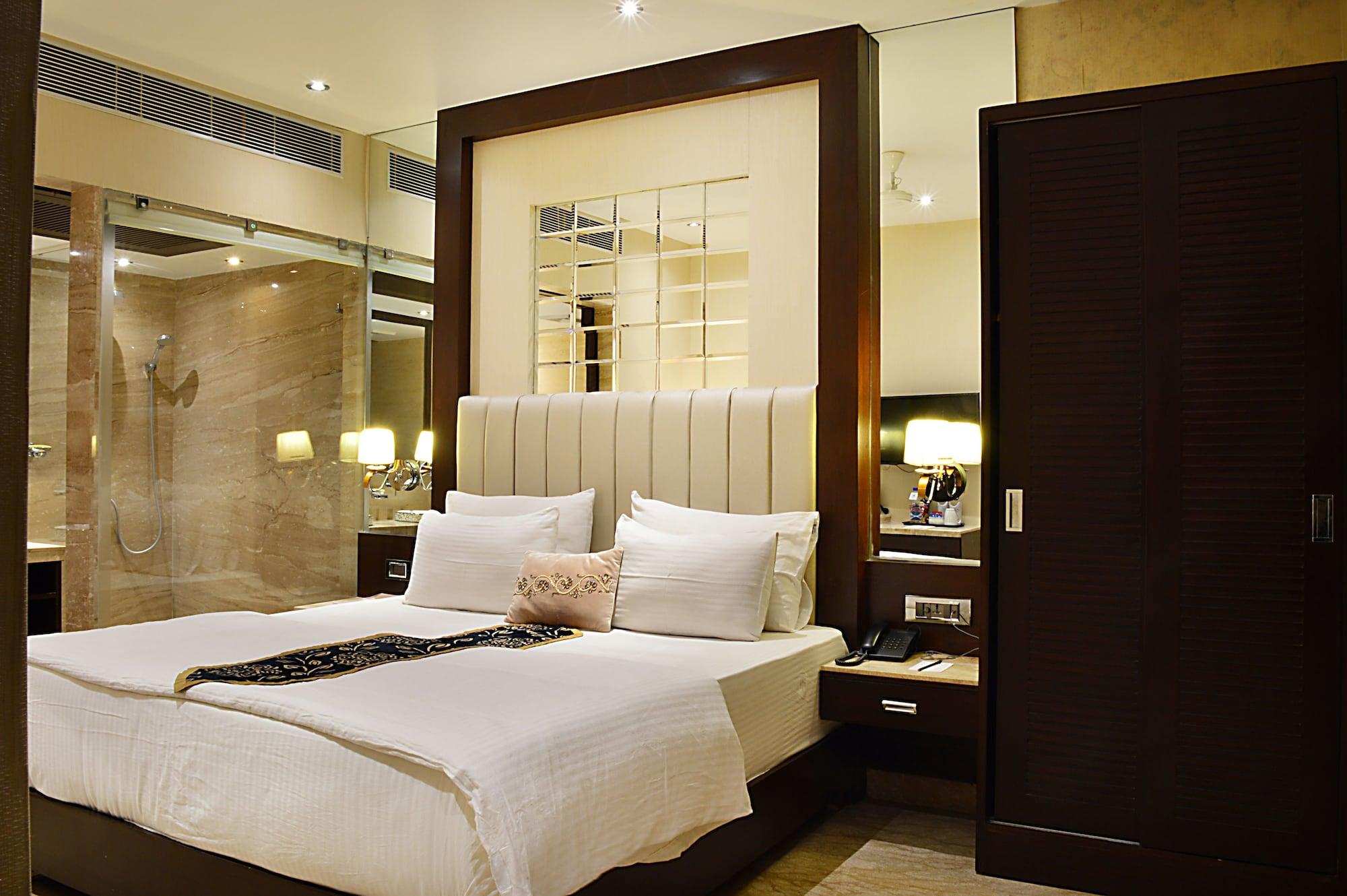 Hotel Emperor Palms New Delhi Ngoại thất bức ảnh