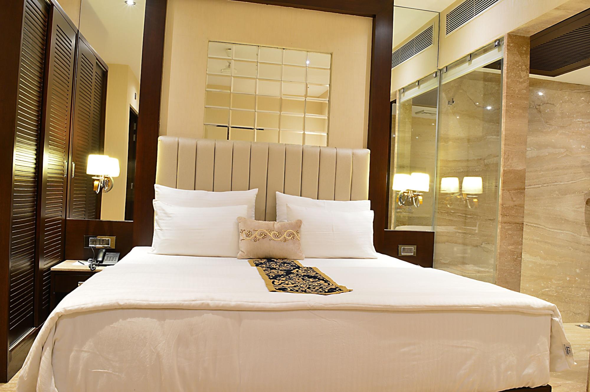 Hotel Emperor Palms New Delhi Ngoại thất bức ảnh