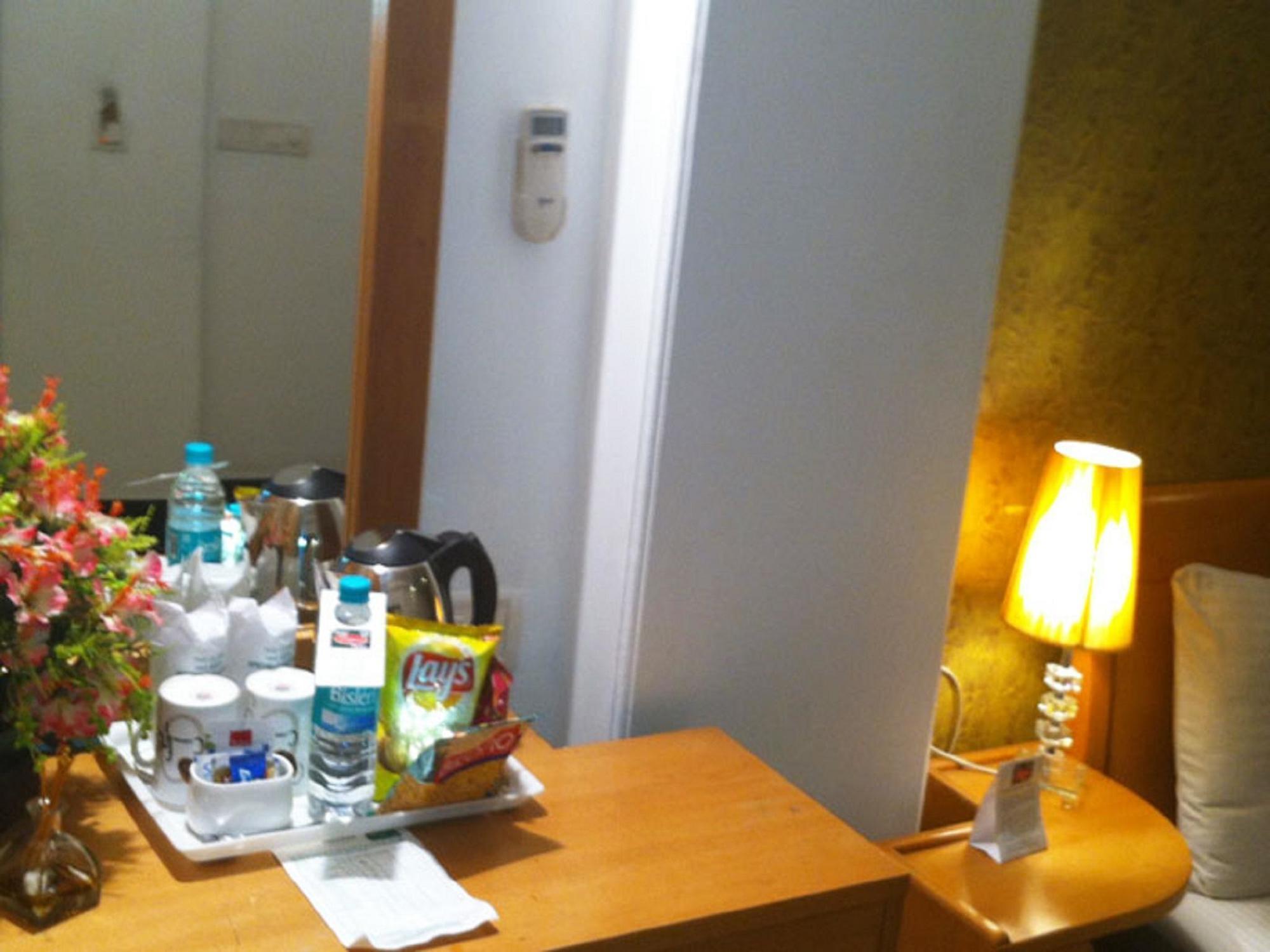 Hotel Emperor Palms New Delhi Ngoại thất bức ảnh