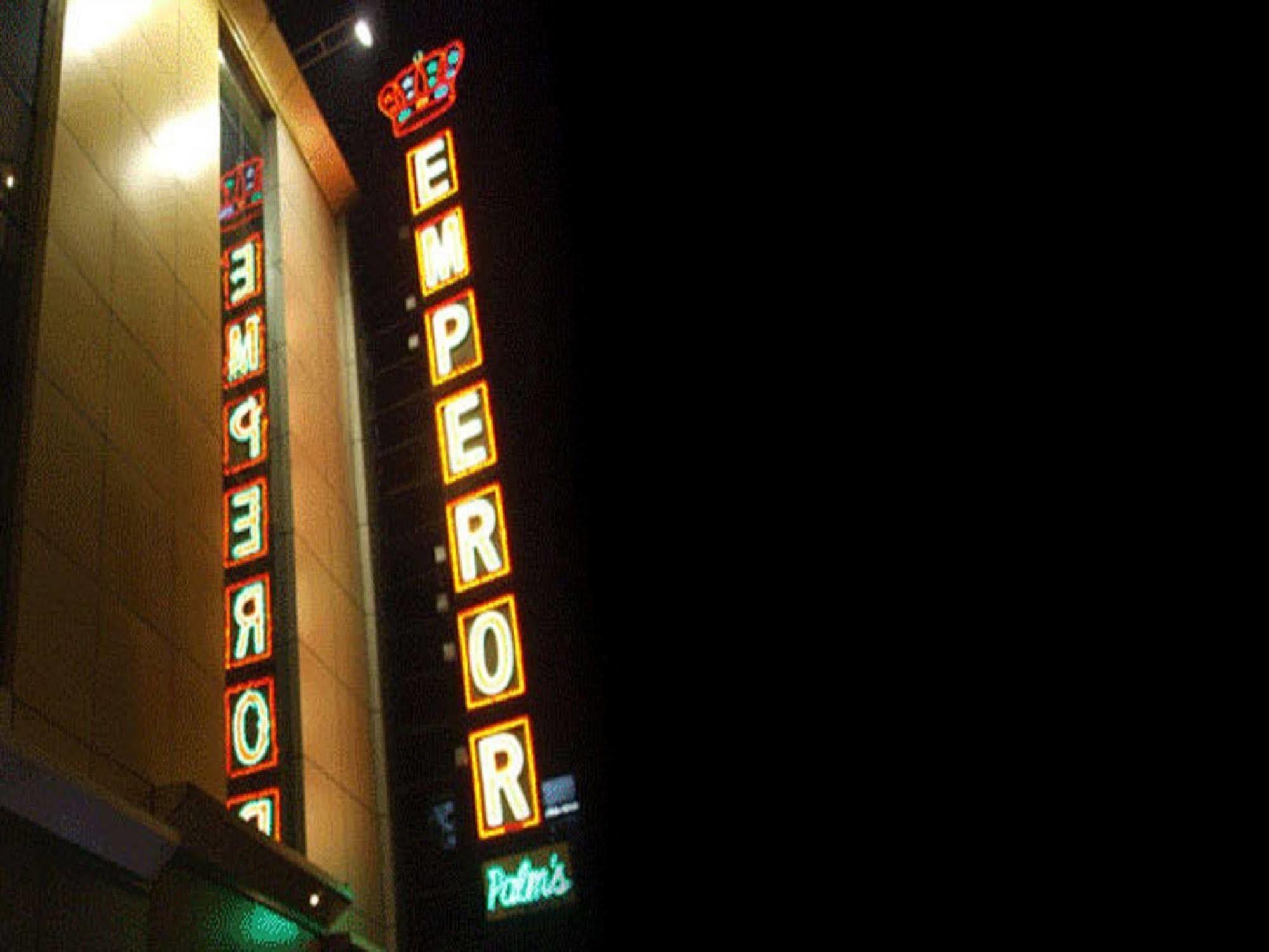 Hotel Emperor Palms New Delhi Ngoại thất bức ảnh