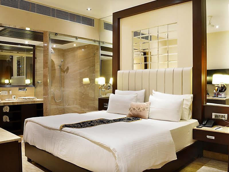 Hotel Emperor Palms New Delhi Ngoại thất bức ảnh